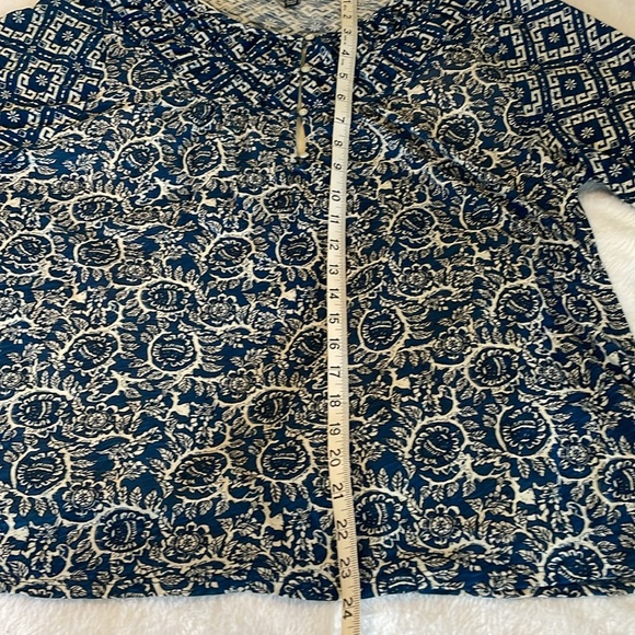 EUC  Breezy Lucky Brand Top - Picture 11 of 16